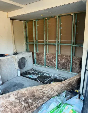 Top Gun Plant Hire provides professional Class A and Class B Asbestos Removal Services across Brisbane and South East Queensland.