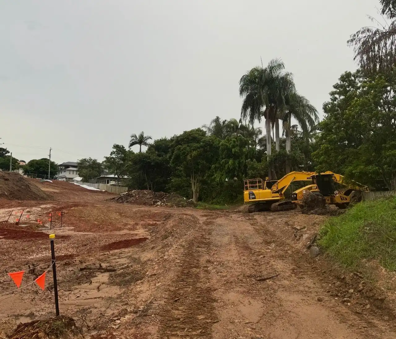 From a single lot to developments of 100 lots and beyond, Top Gun Plant Hire has the experience and plant to handle subdivision earthworks